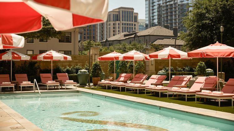 The Stoneleigh, Autograph Collection Pool