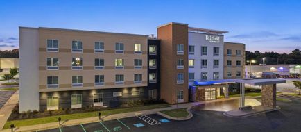 Fairfield Inn & Suites Little Rock Exterior