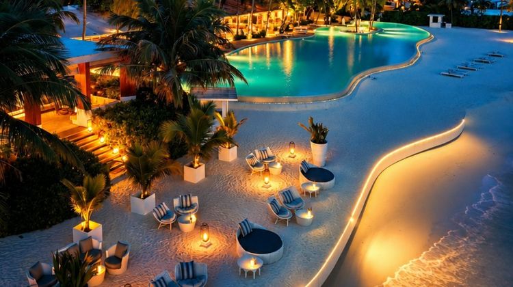 Amilla Maldives Resort and Residences Pool