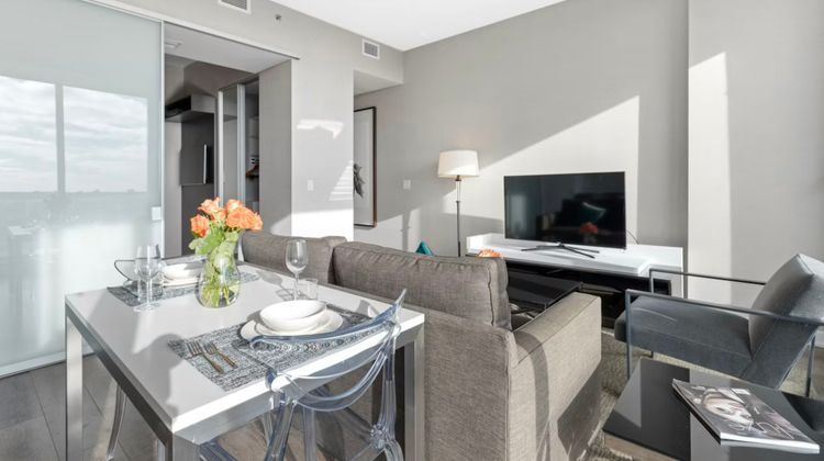 SoHo Residences at SoHo Lisgar Room