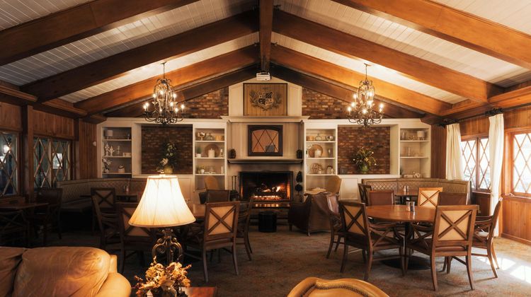 Pine Needles Lodge and Golf Club Lobby