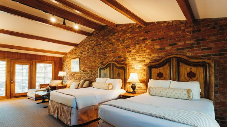 Pine Needles Lodge and Golf Club Room
