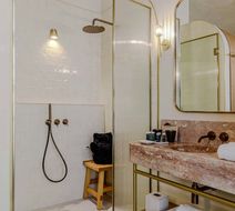 Lisbon Serviced Apartments-Baixa Castelo Room
