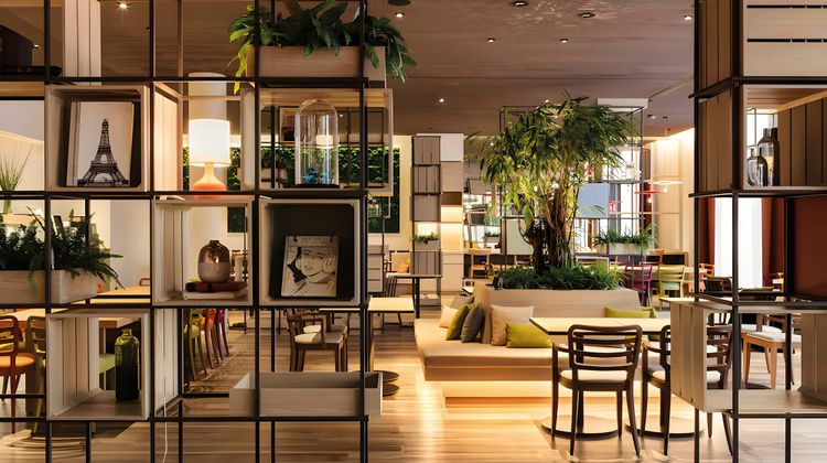 Hotel Erfurt City Center by Leonardo Lobby
