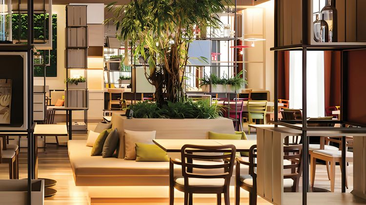 Hotel Erfurt City Center by Leonardo Lobby