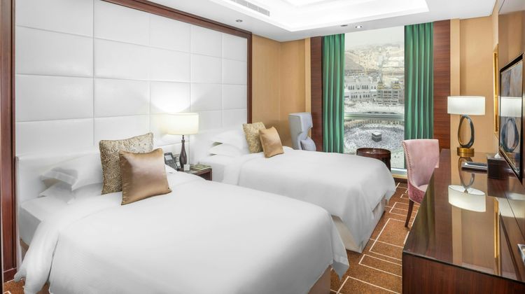 Al Marwa Rayhaan by Rotana Suite