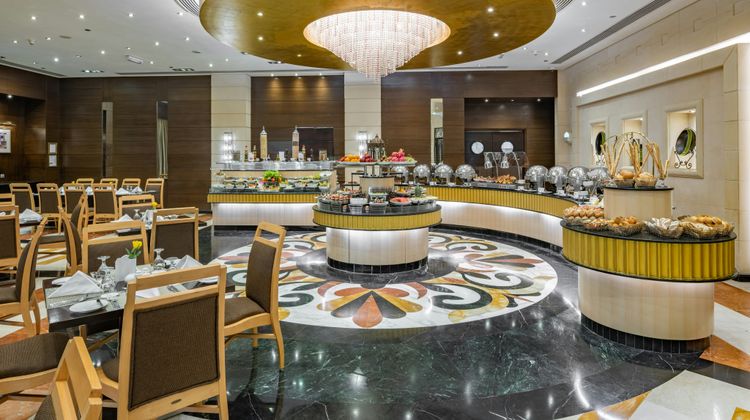 Al Marwa Rayhaan by Rotana Restaurant