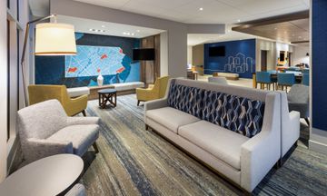 Holiday Inn Express & Suites Johnstown