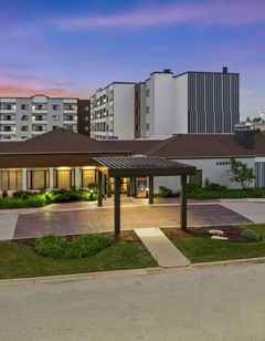 Courtyard by Marriott Chicago O'Hare