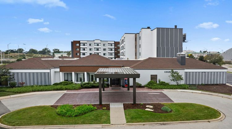 Courtyard by Marriott Chicago O'Hare Exterior