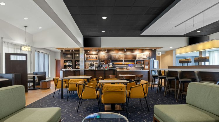 Courtyard by Marriott Chicago O'Hare Restaurant