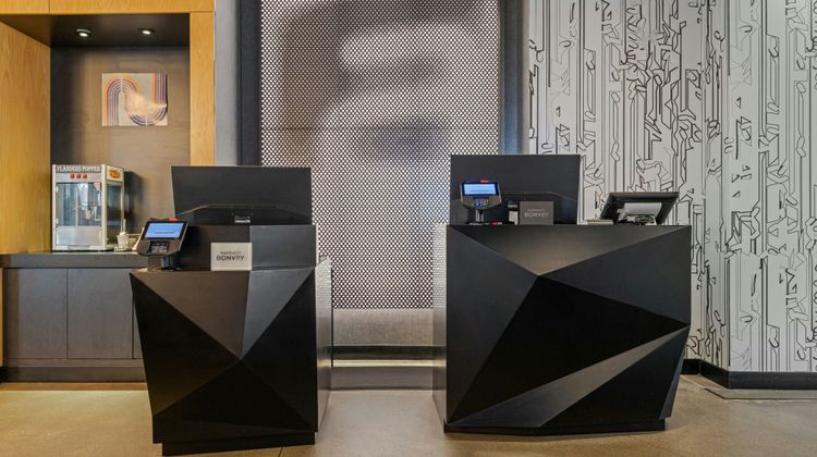 aloft Bolingbrook Lobby