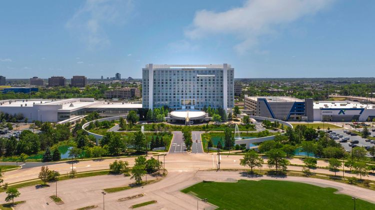 Renaissance Schaumburg Conv Center Hotel Exterior