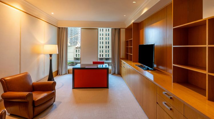 Ritz-Carlton Executive Residences, Dubai Suite