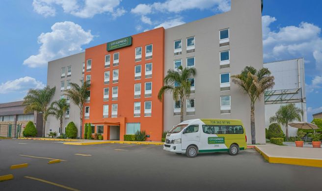 City Express Junior by Marriott Exterior
