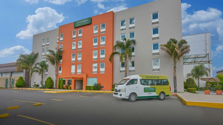 City Express Junior by Marriott Exterior