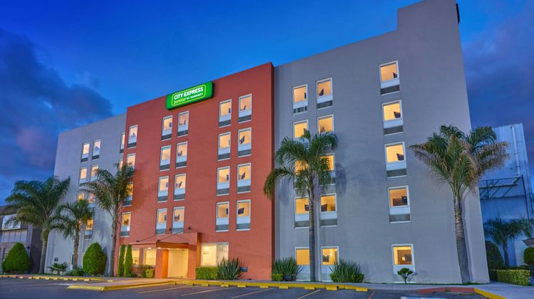 City Express Junior by Marriott Exterior