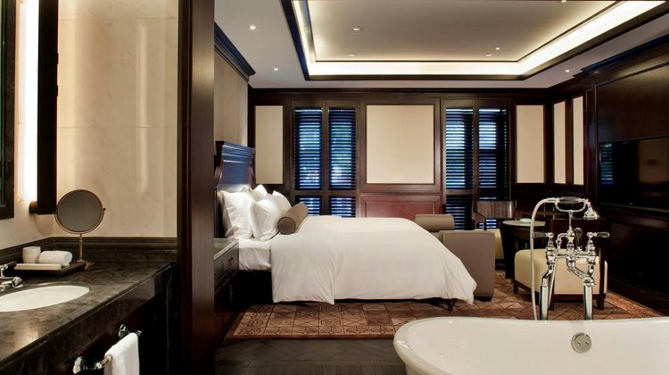 The Yihe Mansions Room