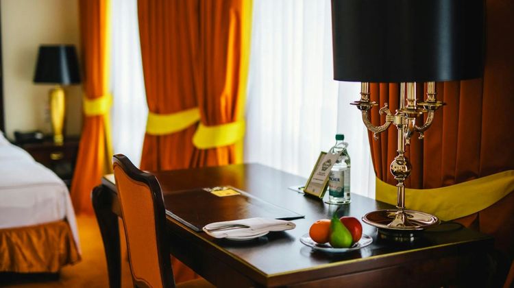 Buelow Palais Relais Chateaux Hotel Room