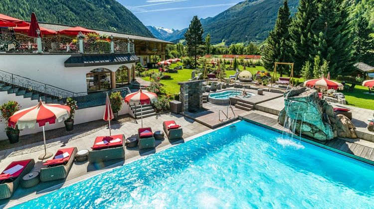 Relais Chateaux Spa Hotel Jagdhof Pool