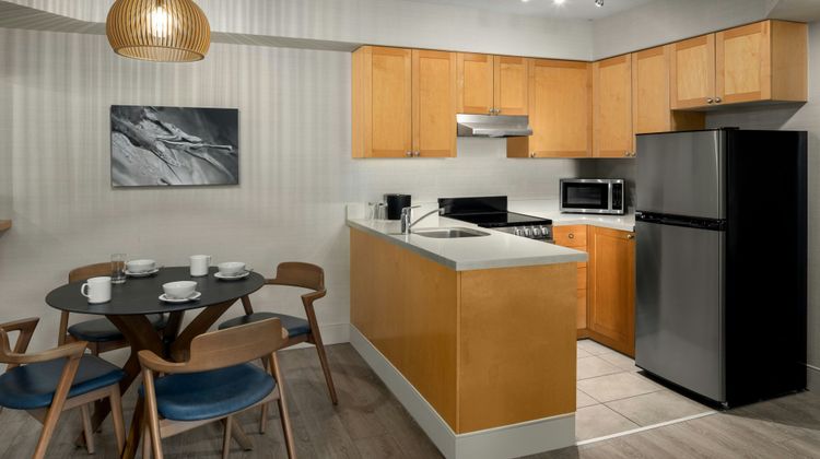 Delta Hotels Whistler Village Suites Room