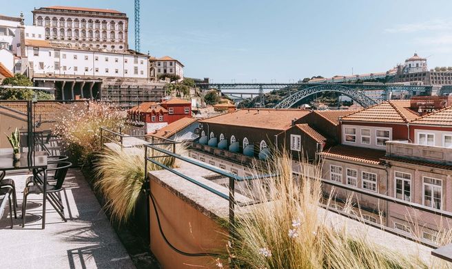 The House Ribeira Porto Hotel Exterior
