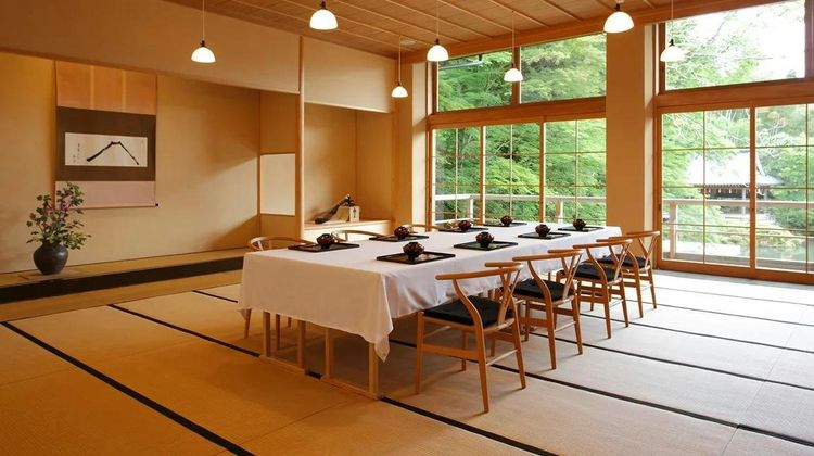 Asaba Ryokan Meeting