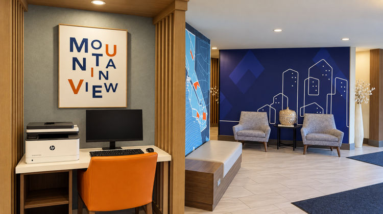 Holiday Inn Express Other