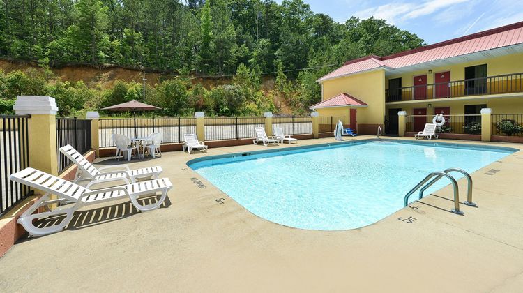 Red Roof Inn Cartersville-Emerson Pool