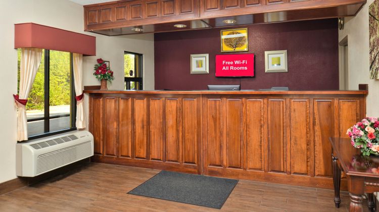 Red Roof Inn Cartersville-Emerson Lobby