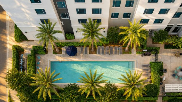 Residence Inn Orlando Lake Nona Pool