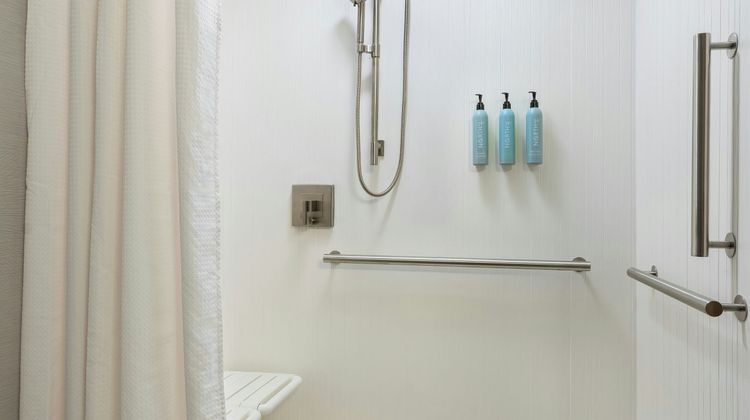 Courtyard by Marriott Rochester/St Mary Room