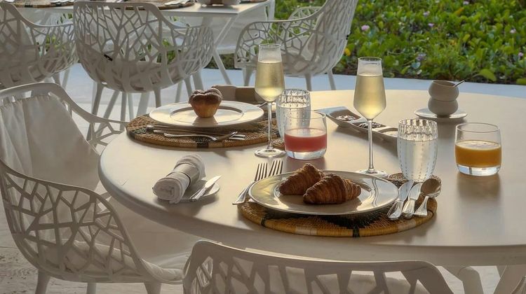 White Sand Luxury Villas & Spa Restaurant