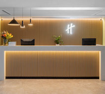 Holiday Inn & Stes Sydney Bondi Junction Exterior