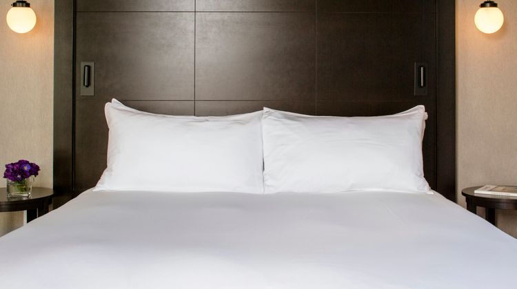 Hotel William Gray Room