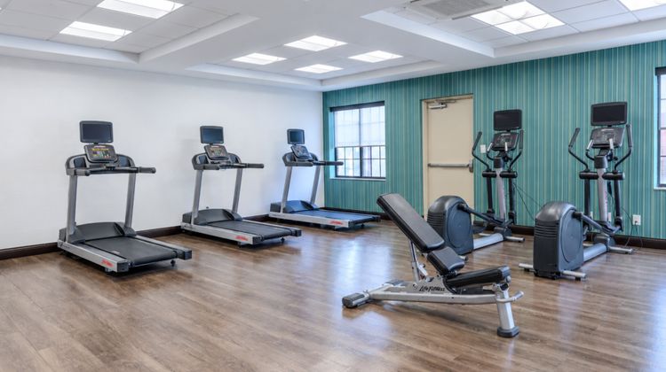Holiday Inn Express Hotel & Suites Health Club