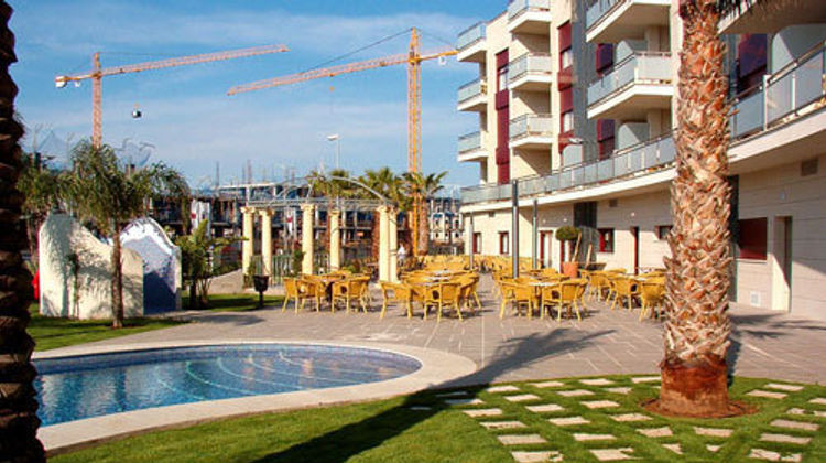 Hotel Daniya Spa & Business Pool