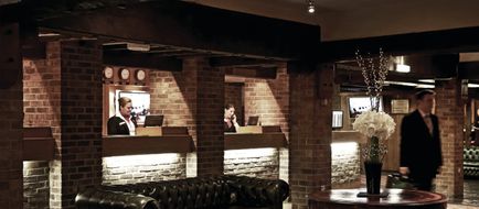 Copthorne London Gatwick Lobby