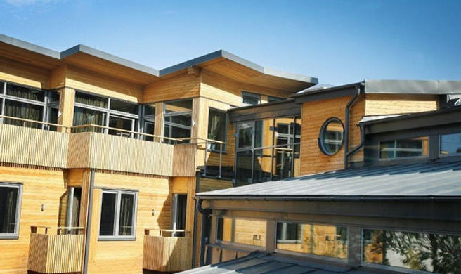 The Lamp Hotel Exterior