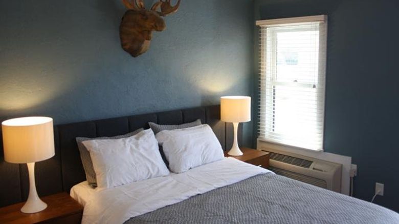 <b>Blue Star Motel Room</b>. Images powered by <a href="https://www.leonardoworldwide.com/" title="Leonardo Worldwide" target="_blank">Leonardo</a>.