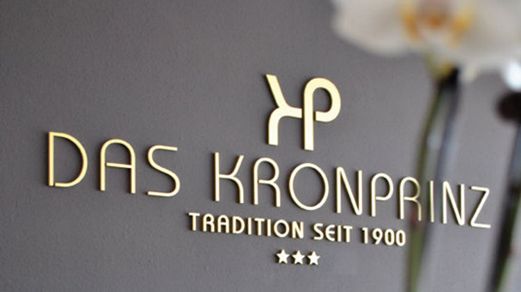 Hotel Kronprinz Lobby