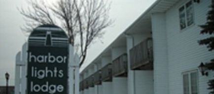 Harbor Lights Lodge Exterior