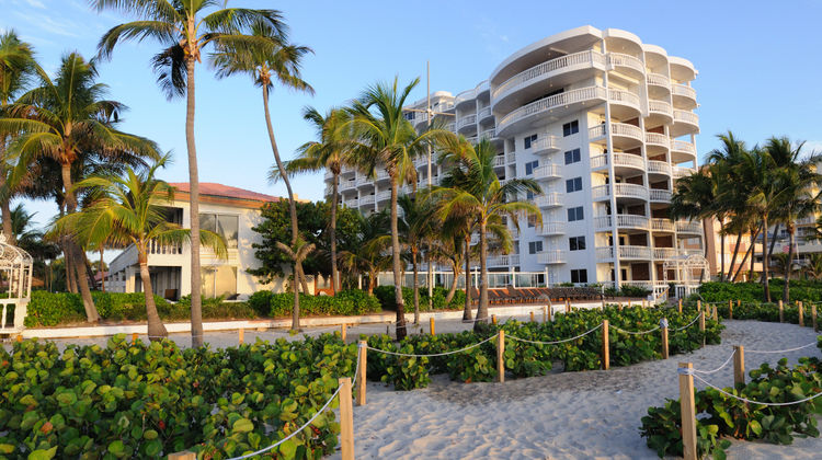 Beachcomber Resort & Villas Beach