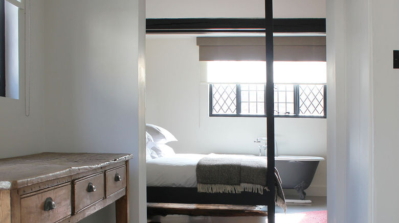 <b>The Crown Inn Room</b>. Images powered by <a href="https://www.leonardoworldwide.com/" title="Leonardo Worldwide" target="_blank">Leonardo</a>.