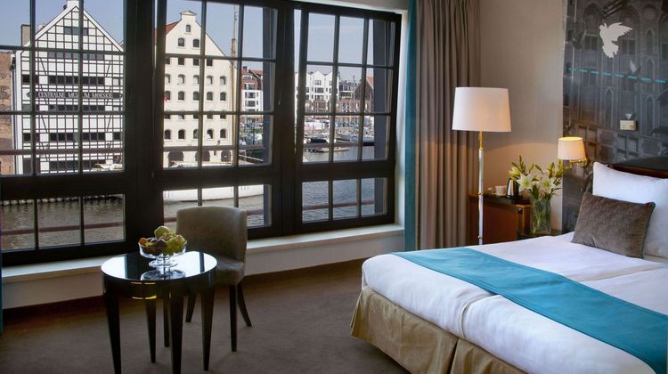 Hanza Hotel Room