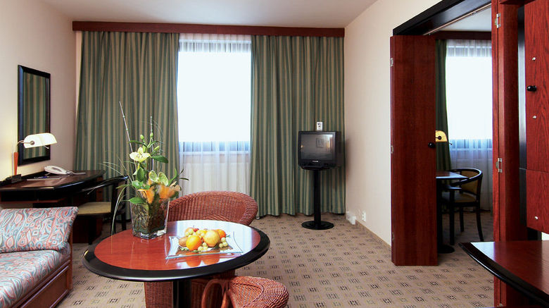 <b>Hotel Expo Room</b>. Images powered by <a href="https://www.leonardoworldwide.com/" title="Leonardo Worldwide" target="_blank">Leonardo</a>.