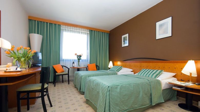 <b>Hotel Expo Room</b>. Images powered by <a href="https://www.leonardoworldwide.com/" title="Leonardo Worldwide" target="_blank">Leonardo</a>.