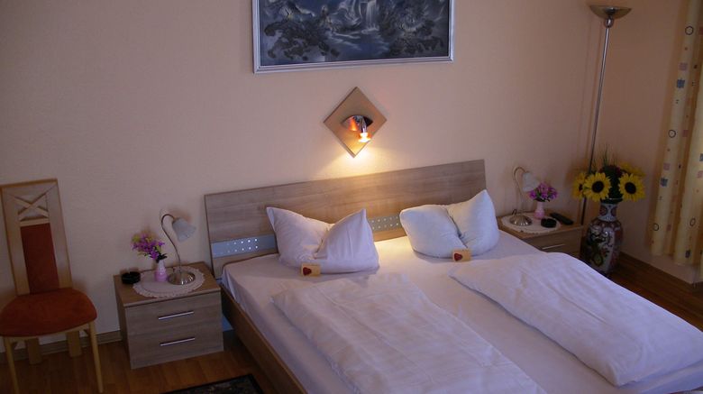 <b>Hotel Garni Djaran Room</b>. Images powered by <a href="https://www.leonardoworldwide.com/" title="Leonardo Worldwide" target="_blank">Leonardo</a>.