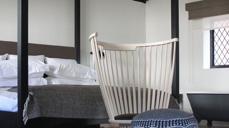 <b>The Crown Inn Room</b>. Images powered by <a href="https://www.leonardoworldwide.com/" title="Leonardo Worldwide" target="_blank">Leonardo</a>.