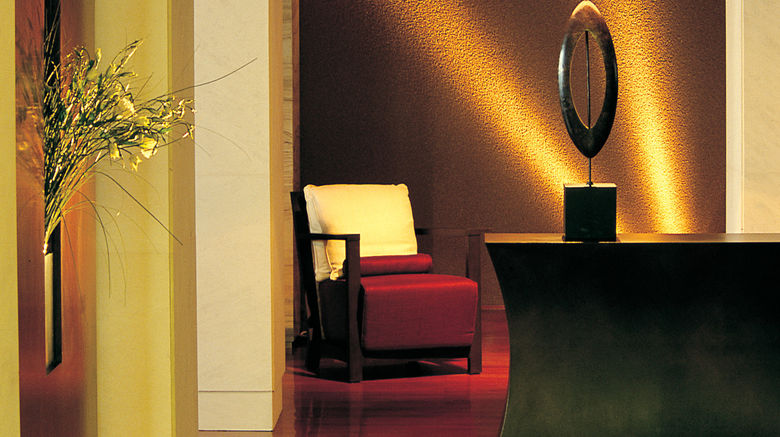 <b>Amphitryon Hotel Lobby</b>. Images powered by <a href="https://www.leonardoworldwide.com/" title="Leonardo Worldwide" target="_blank">Leonardo</a>.